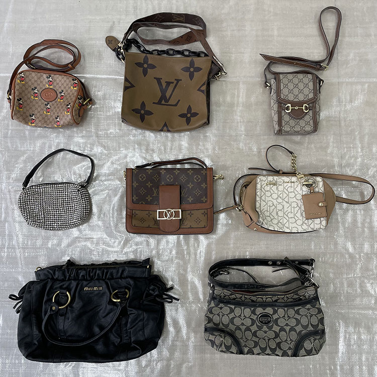 Usus International Bag